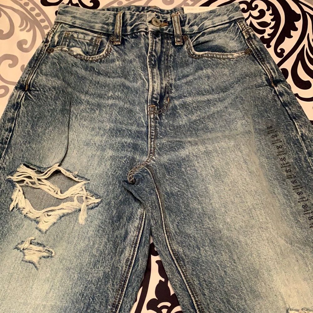 AE curvy mom jeans sz 00 nwt